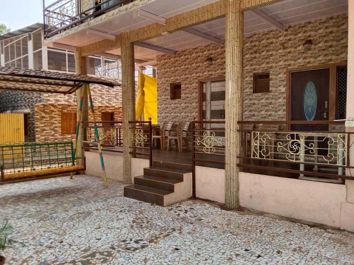 New Alpha House Matheran Hotel Ngoại thất bức ảnh